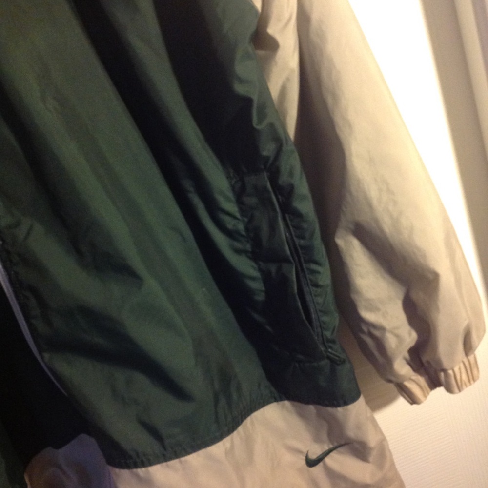 Men's vintage Nike windbreaker - Picture 3 of 4